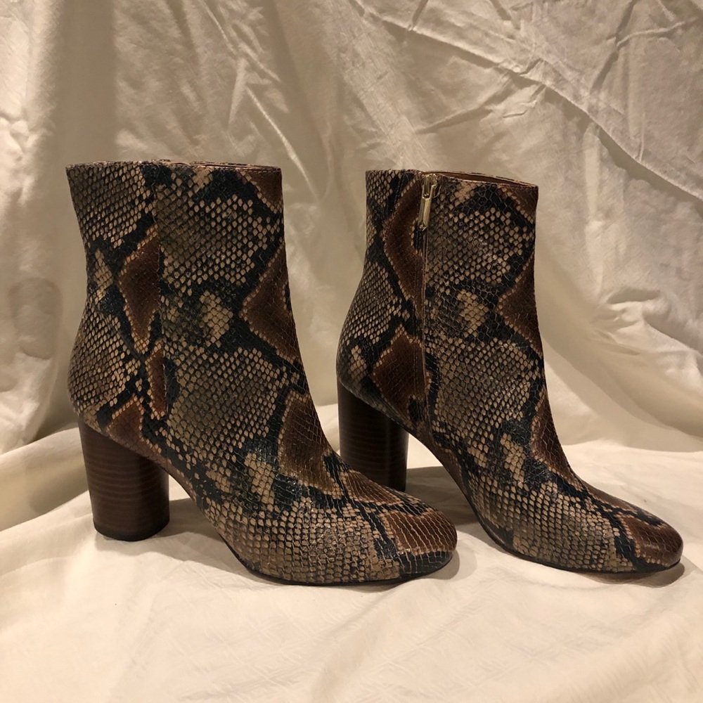 Sam Edelman Lea Boot, brand new